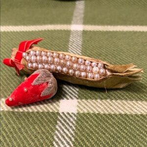 Vintage.w sewing lot with pearls corn on the cob and an adorable strawberry